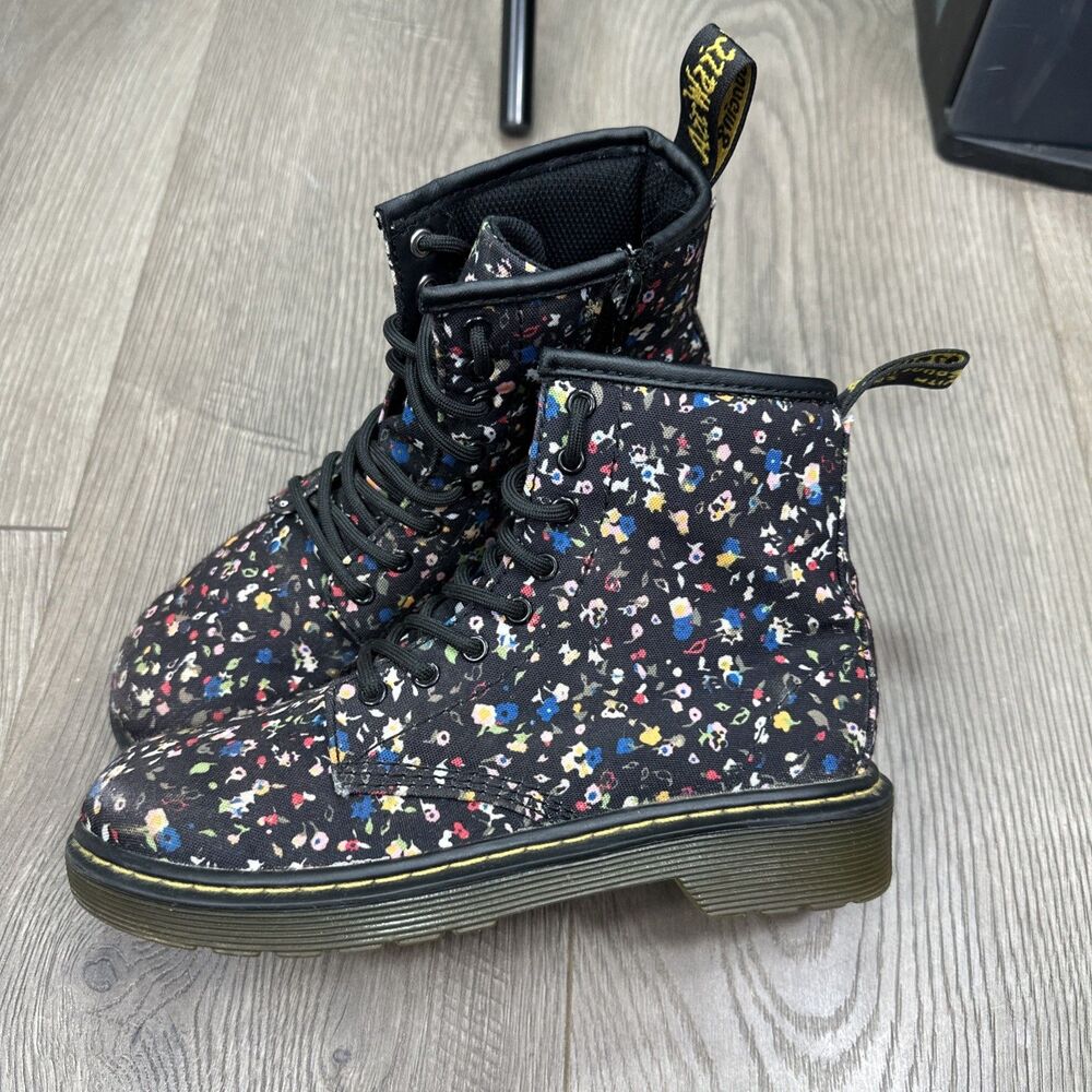 Dr. Martens Delaney Boots Youth Girl's 2 Floral Flowers Lace Up Side Zip